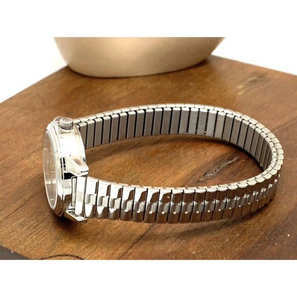 Timex Women's Watch T2M826 Indiglo Quartz Mother of Pearl White Dial Expansion - Picture 9 of 14